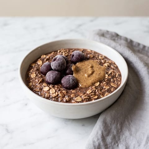 Cherry, Cacao & Almond Overnight Oats - Black-forest overnight oats