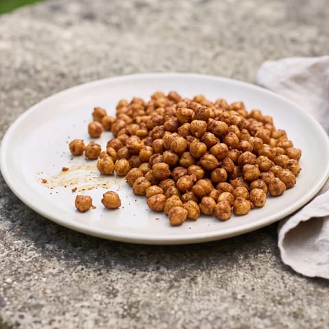 Crispy Spiced Roasted Chickpeas - Crunchy, salty, poppable