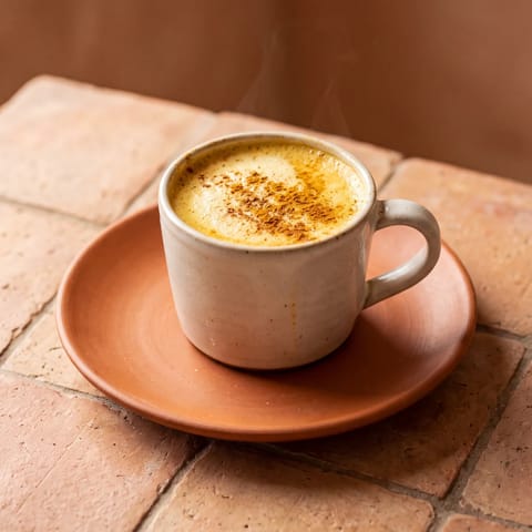 Golden Milk Cashew Latte - A turmeric, ginger and cinnamon latte on creamy cashew milk