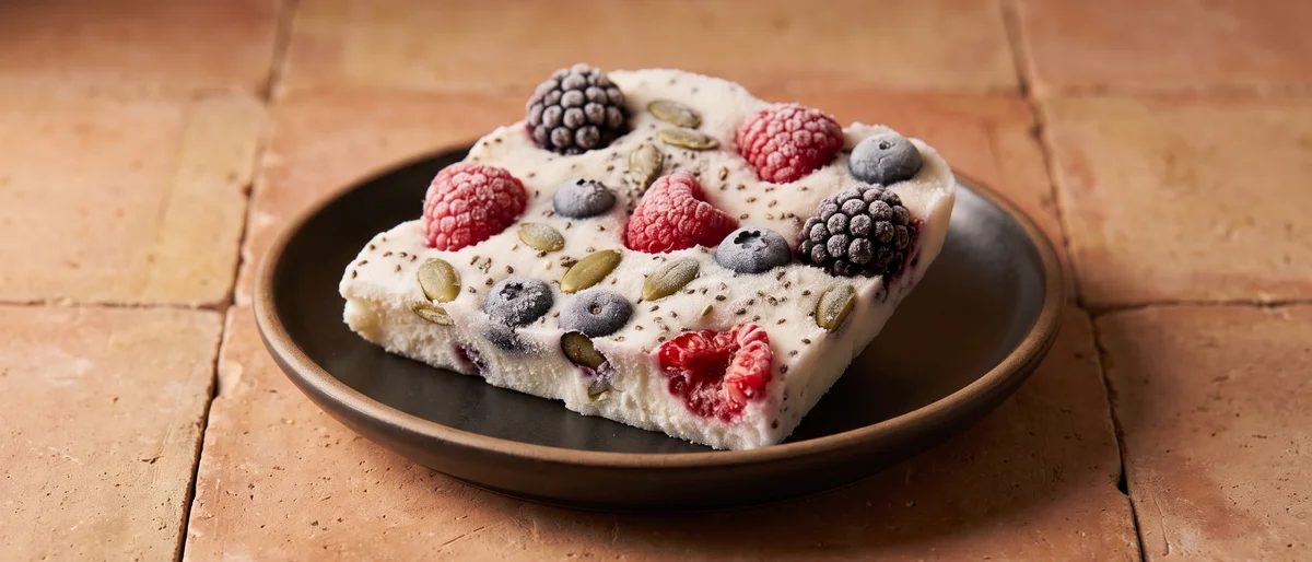 Frozen Yogurt Bark with Berries & Seeds - Sweet-tooth insurance