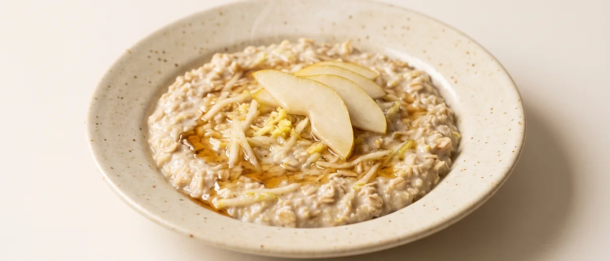 Ginger & Pear Oatmeal - Creamy oats simmered with fresh ginger and grated pear