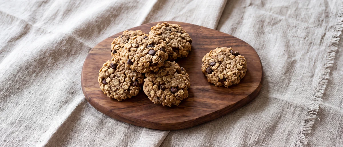 Oat, Flax & Chocolate-Chip Lactation Cookies - Oats, flax and brewer's yeast