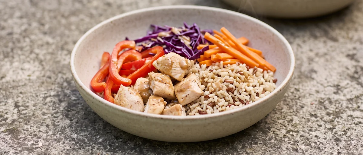 Peanut & Lime Chicken Rice Boxes - Meal-prep boxes of lime chicken, brown rice and crunchy veg with a peanut sauce that stays good all week